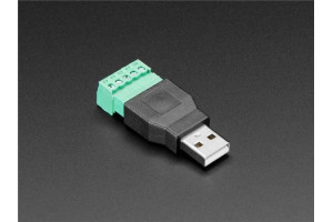 USB A-UROS RUUVILIITOKSILLA