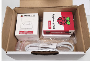Raspberry Pi 3 Model B+ PAKETTI