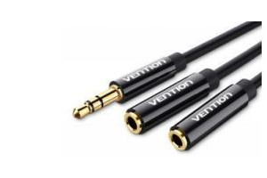 ADAPTERI 2x JAKKI STEREO 3,5mm / PLUGI STEREO