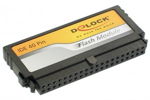 DISK-ON-MEMORY FLASH-KIINTOLEVY IDE/PATA 1GB