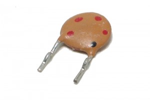 CERAMIC CAPACITOR 400V 2,2nF