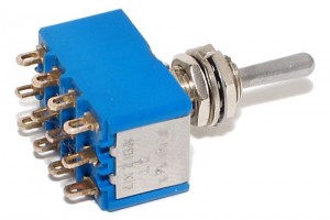 4-POLE SMALL TOGGLE SWITCH ON/ON/ON (3-way)