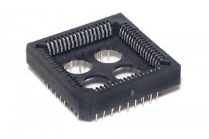 PLCC SOCKET 68-PIN THT